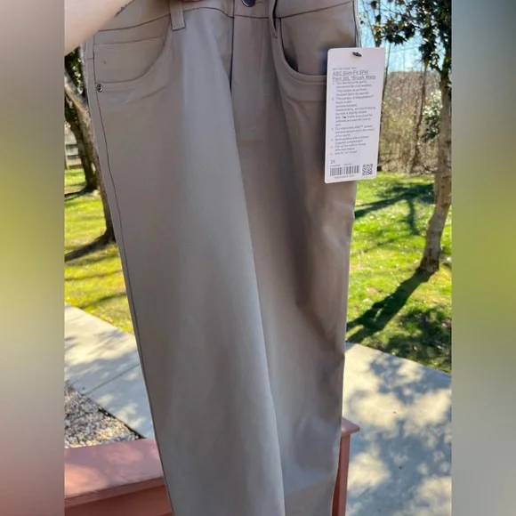 Lululemon ABC Slim Fit 5 Pkt Pant Sz 28 Warpstreme Warm Ash Gray